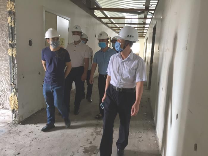 2.1现场查抄领导。熊国梁 摄700.jpg