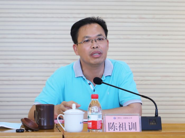 陈祖训讲话。李立云 摄.jpg