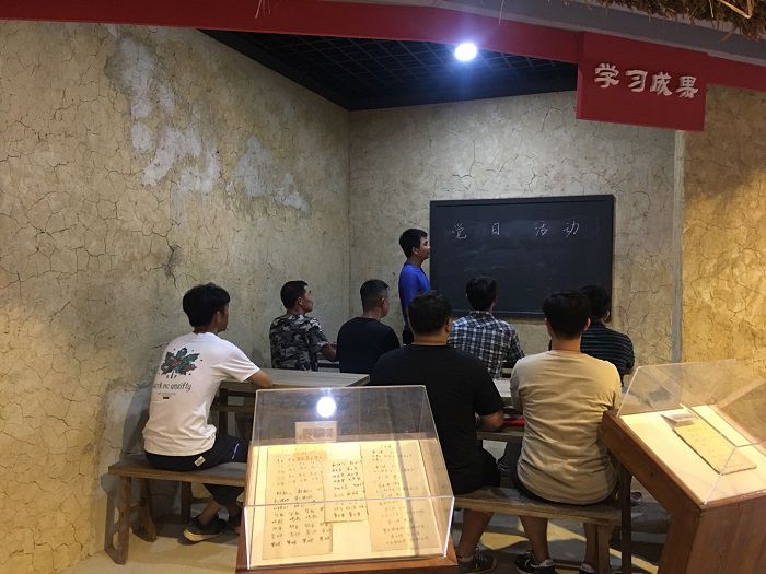 互换互动环节。 农丰华 摄.jpg