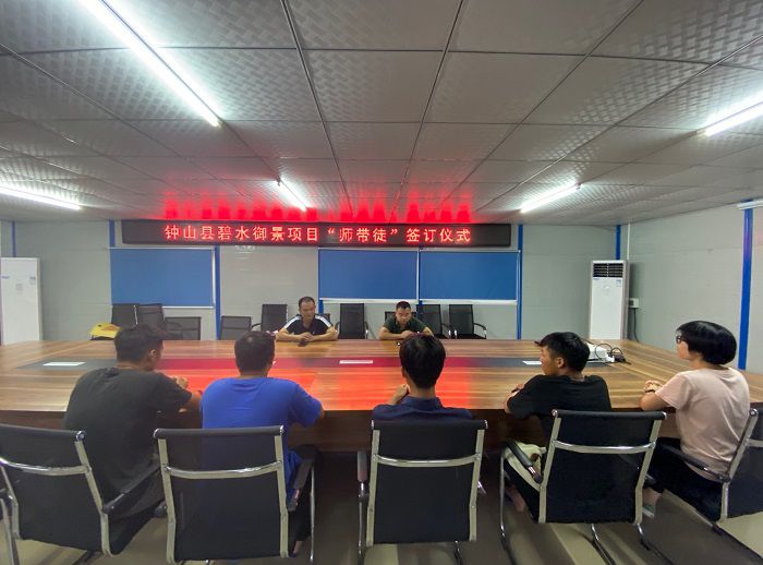 典礼现场。韦秀丽 摄.jpg