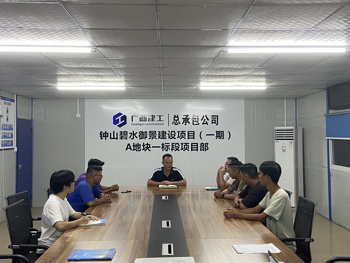 座谈会现场。韦秀丽 摄.jpg