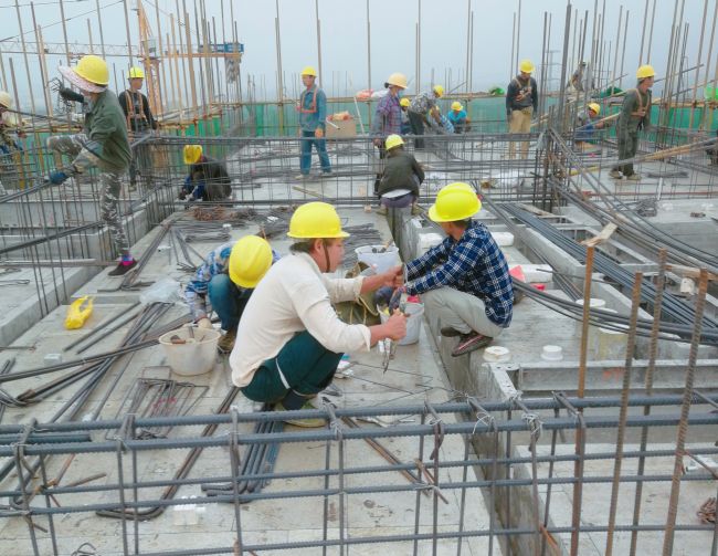 尺度层钢筋绑扎。阮文源 摄.jpg