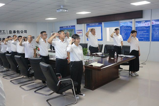 沉温入党誓词。张钊林 摄（建图）.jpg