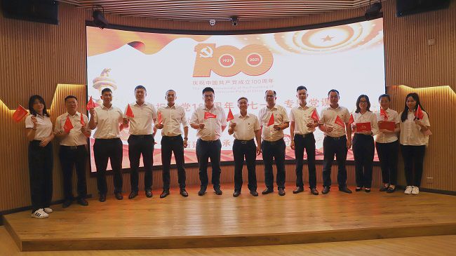 合影。卢勤 摄（建图）.jpg