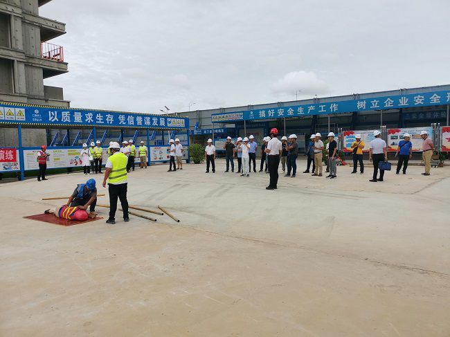 应急接济演练；票ι 摄（建图）.jpg