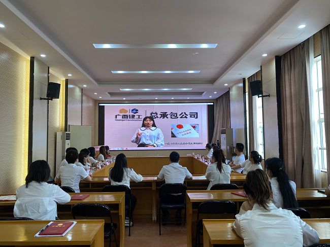 进建现场；畦磋 摄（建图）.jpg