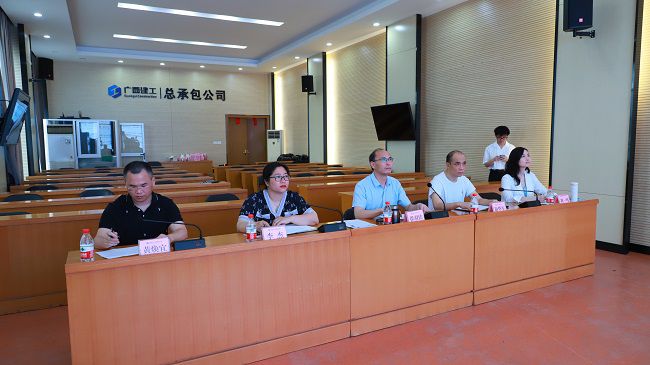 竞选会评委。李立云 摄（建图）.jpg