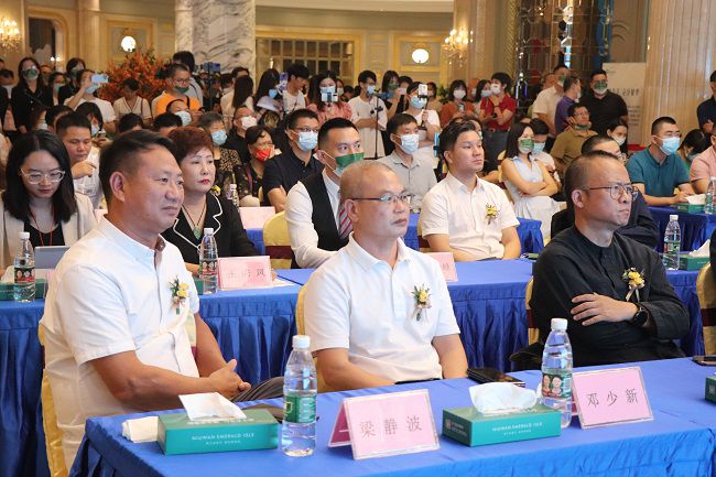 邓少新旁观项目宣传影像。周煜川 摄（建图）.jpg