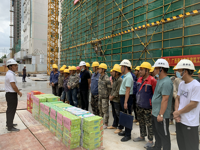 曾劲松讲话。蔡怡灵 摄（建图）.png