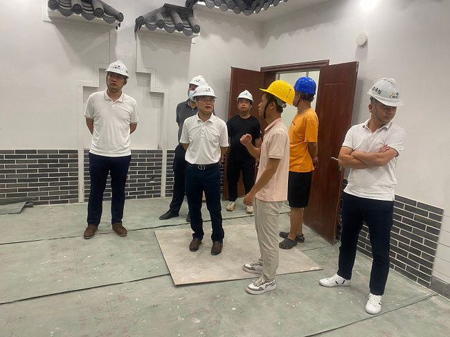 领导现场。赵龙斌 摄（建图）.jpg