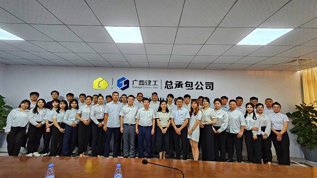 4合影。林成斌 摄（建图）.jpg