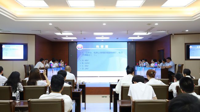 抢答环节。杨钰 摄（建图）.jpg