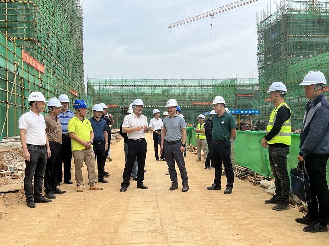 查抄项目现场。廖之锭 摄（建图）.jpg