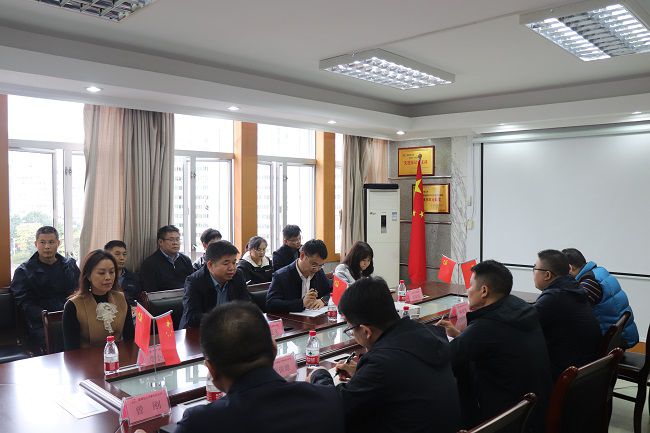 岑廷义宣贯人事任免决定。杨明皓 摄（建图）.jpg